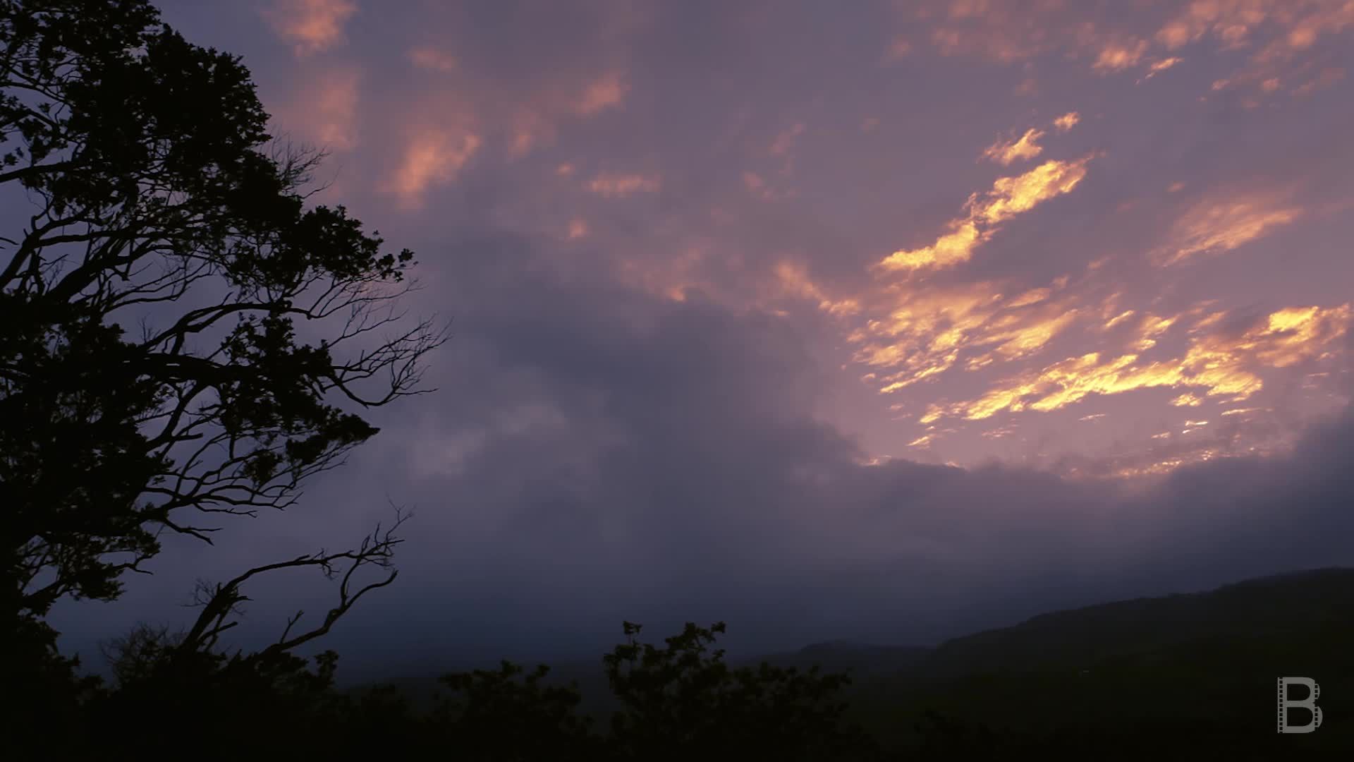 BELLA Presents: daily bello S1 Ep80 Timelapse Clouds Passing By