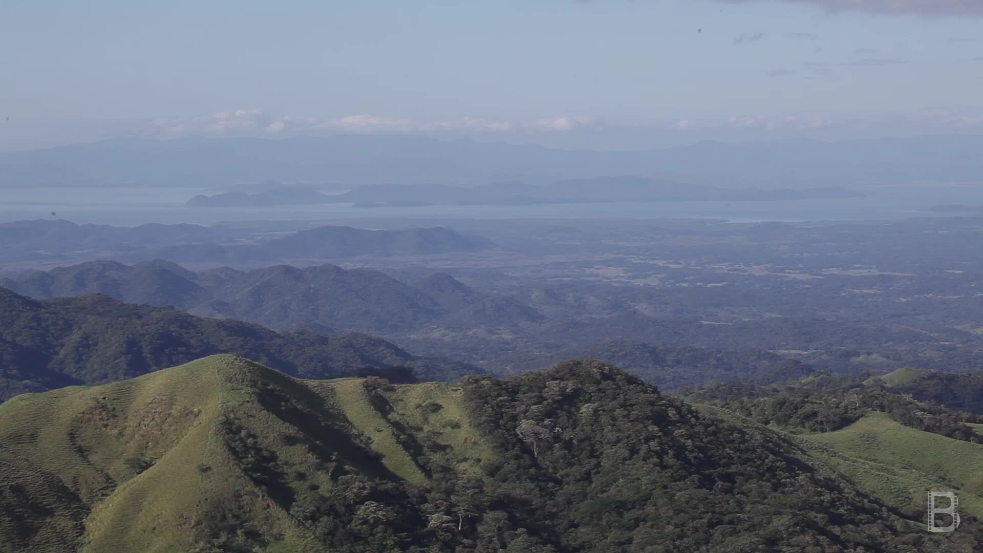 BELLA Presents: daily bello S1 Ep92 Monteverde Mountains in Costa Rica