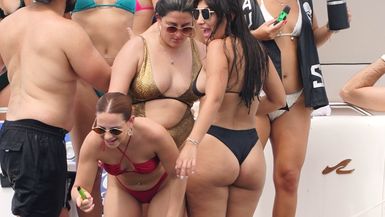 🌊 Miami's Ultimate Sandbar Party!