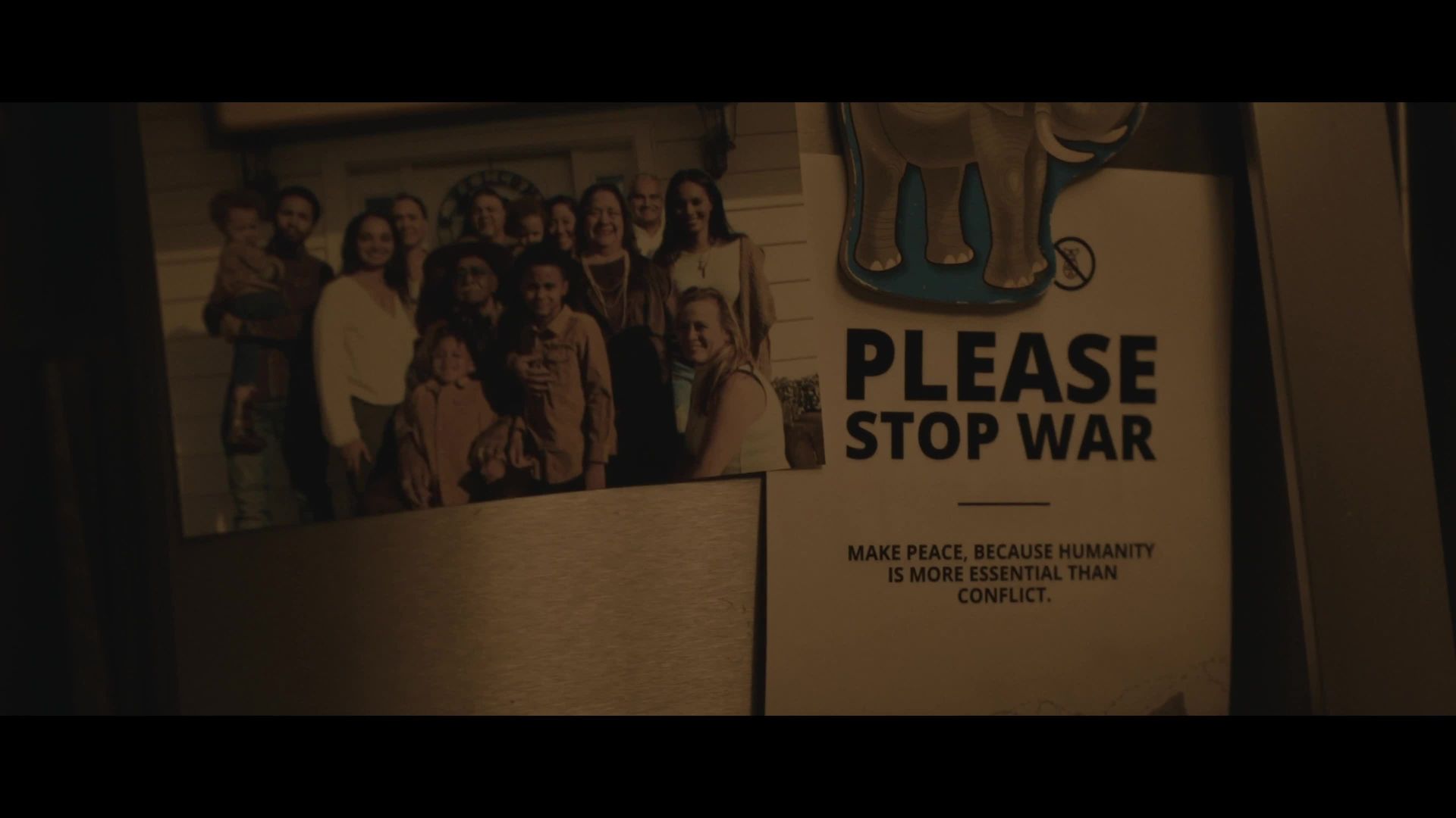 Escape (Trailer)